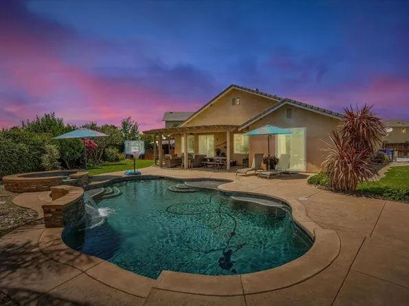 910 Fermoy Way, Galt, CA 95632