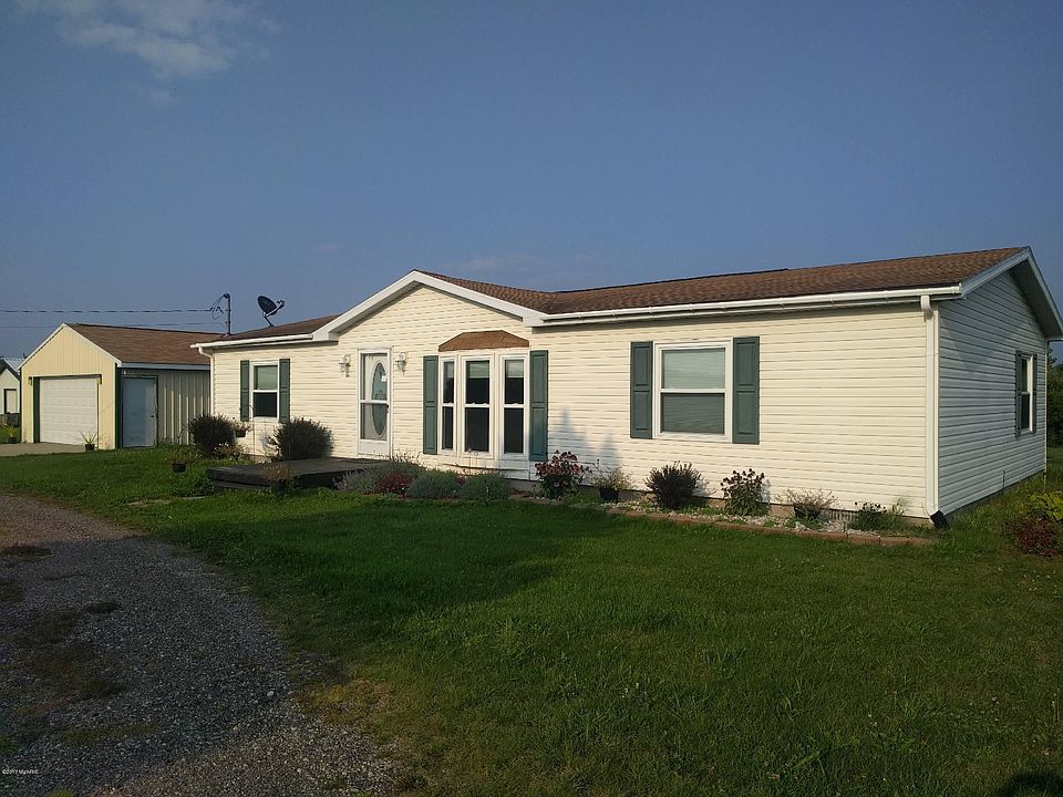 1st image of 2437 62nd St