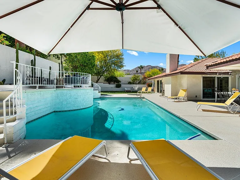 73011 Somera Rd — Photo 14