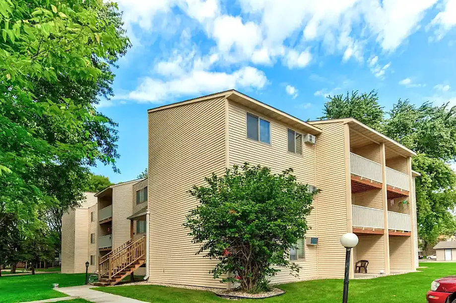 Scandia Woods Apartments