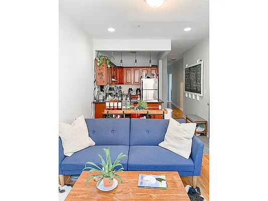 Rented by MySpaceNYC | media 31