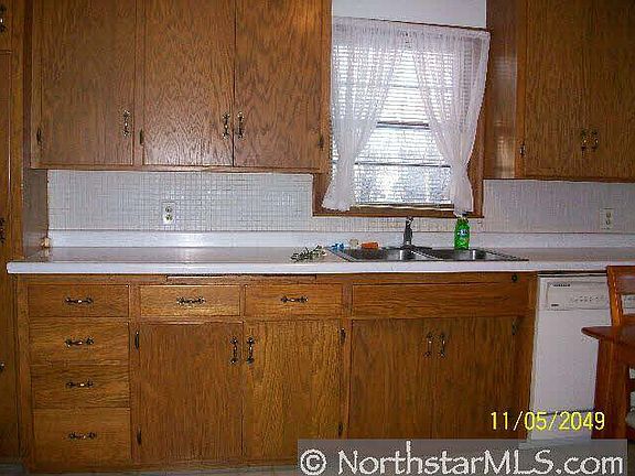 4th image of 3028 Stinson Boulevard NE