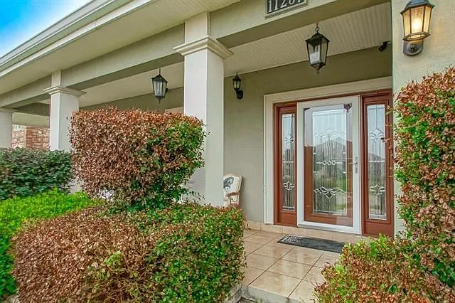 Building Photo - 11287 Winrock Dr