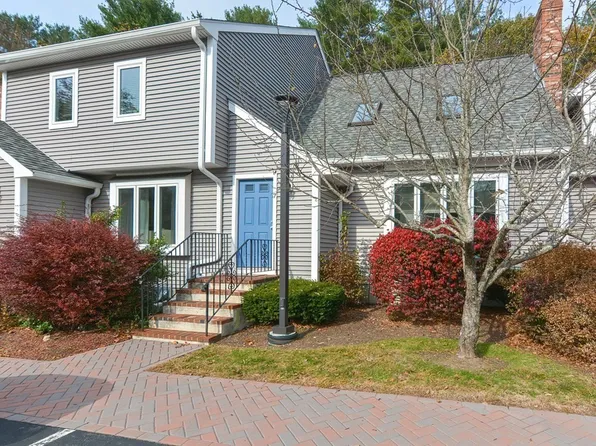 7 Indian Cove Way, South Easton, MA 02375