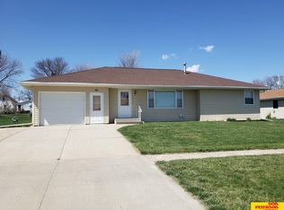 309 S Pearl St, Coleridge, NE 68727