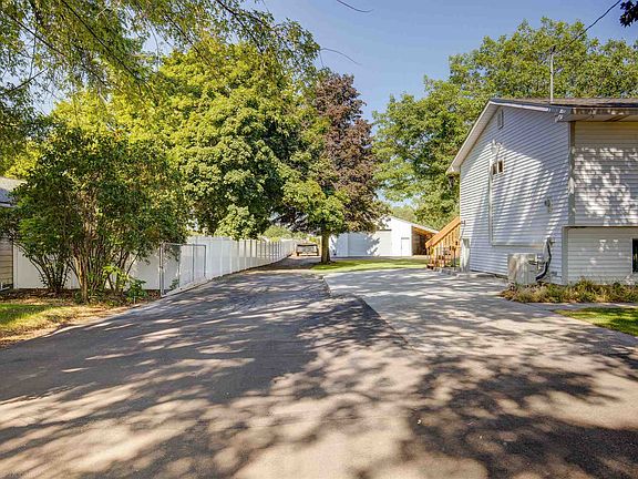 4th image of 4707 N Murray Dr