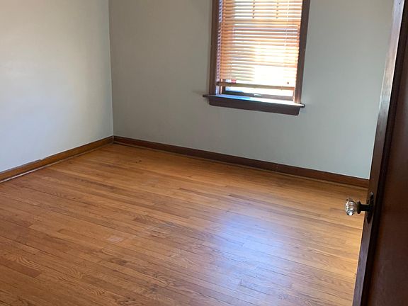 5th image of 4117 Michigan Ave #1