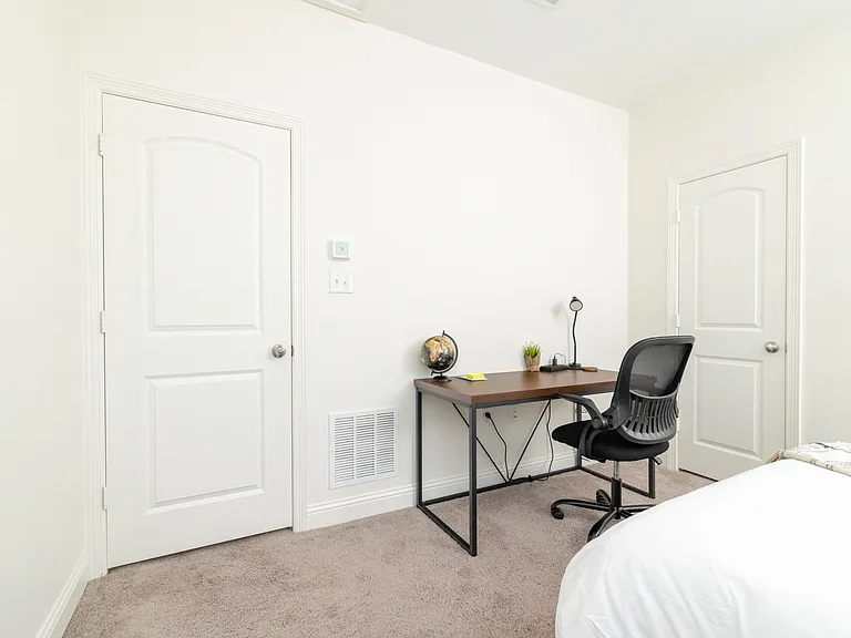 Work remotely or check on the sites to see around town, using this dedicated work space.