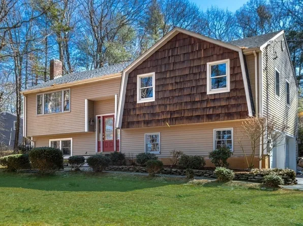 46 Furnace St, Sharon, MA 02067