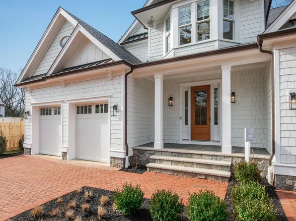 19 Bingham Court, Rumson, NJ 07760