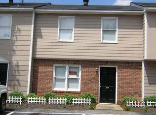 1128 Barnett Shoals Rd, Athens, GA 30605