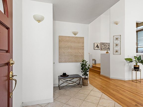 4th image of 6515 Wayne Court