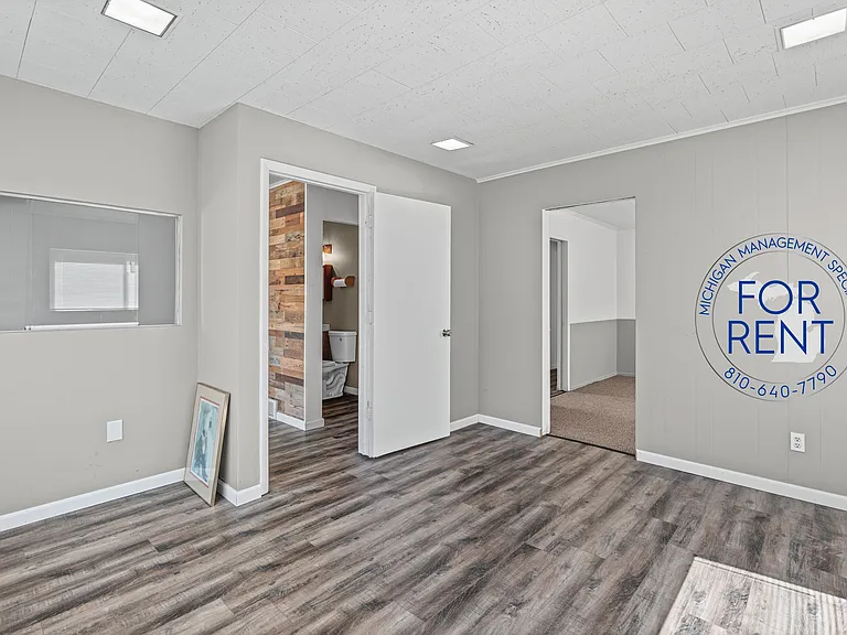 310 E Court St #1 — Photo 14