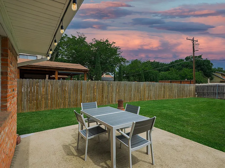 11259 Drummond Dr — Photo 37