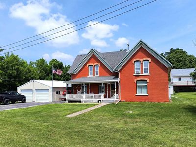 2525 River Rd, Decorah, IA, 52101