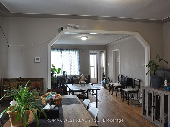 4th image of 1512 Rushland Ave
