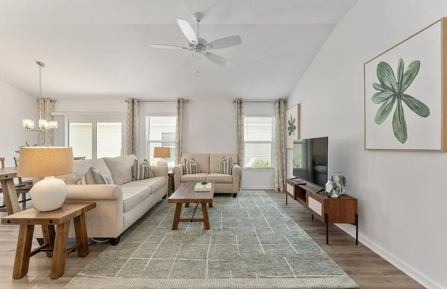 3 bed, 2.0 bath, $4,749 — Photo 2