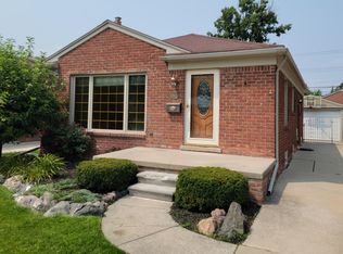 20125 Meier Rd, Saint Clair Shores, MI 48081