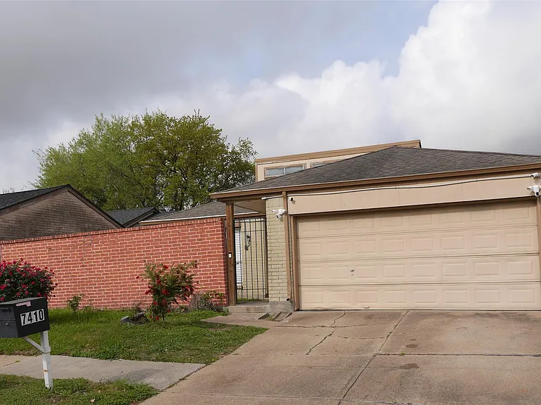 7410 Canasta Ln — Photo 26