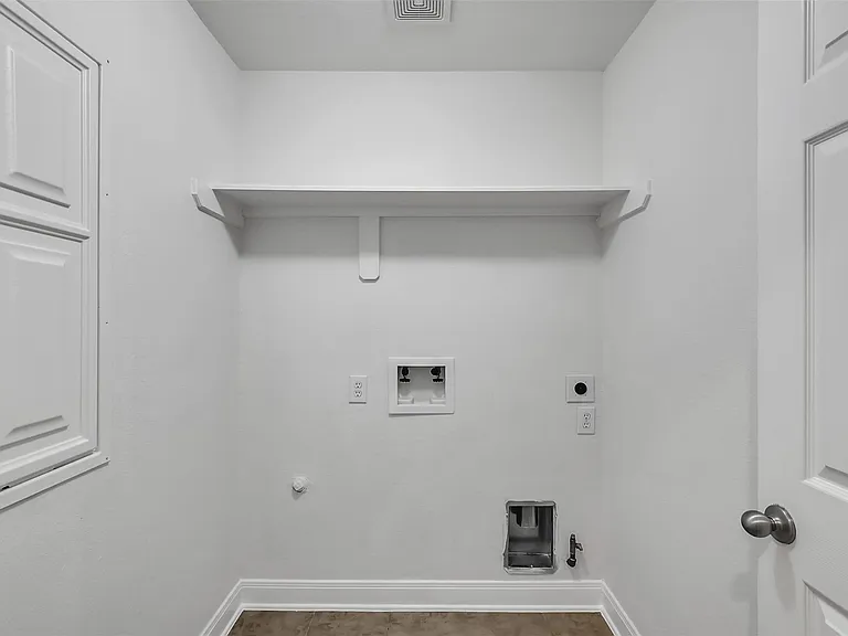 3011 Crescent Oaks Park Ln — Photo 6