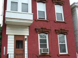 1528 5th Ave, Watervliet, NY