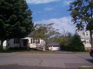 38 Welch Ter, Fairfield, CT 04937