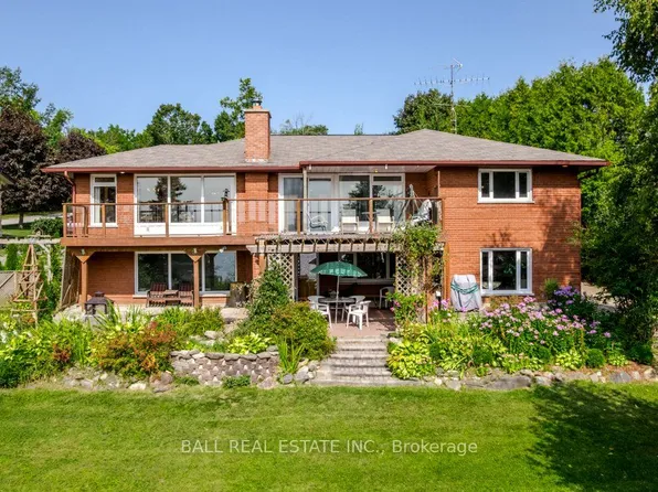 919 Skyline Rd, Selwyn, ON K0L 1T0