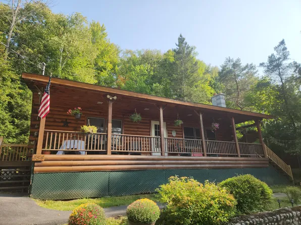454 E Shore Dr, Adirondack, NY 12808