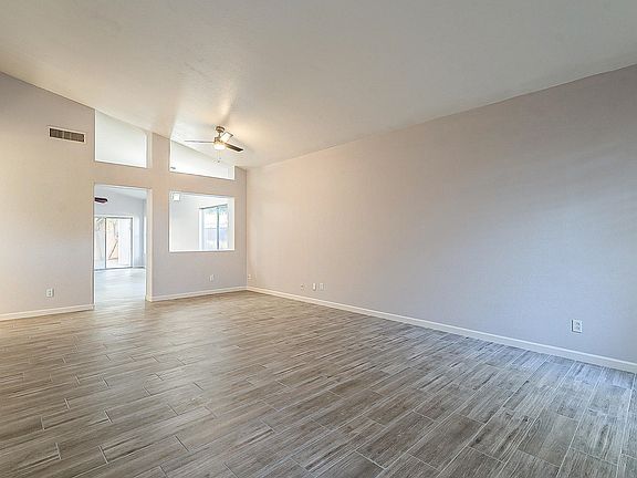 4th image of 3510 S Hollyhock Pl