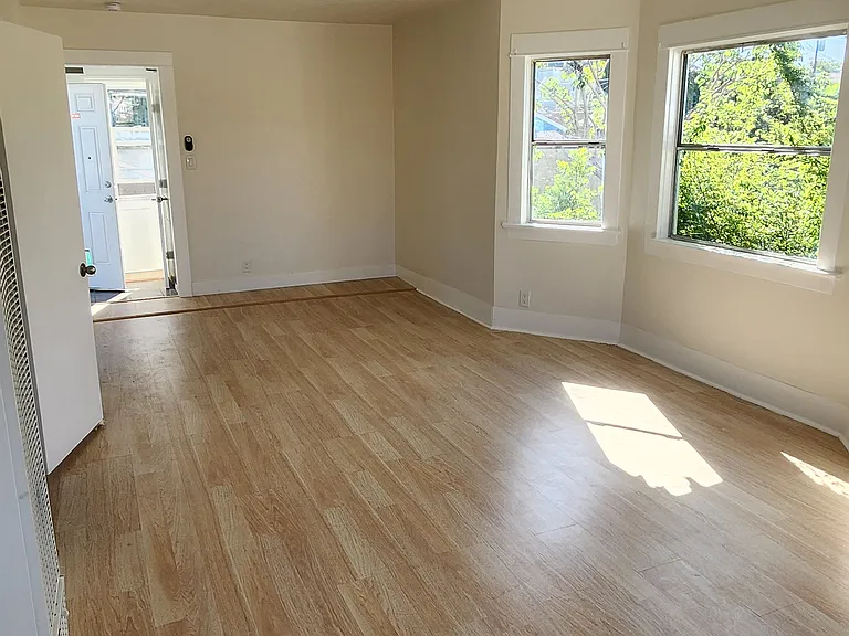 760 Temple Ave #C — Photo 1