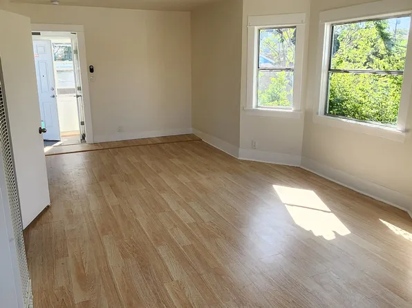 760 Temple Ave #C, Long Beach, CA 90804