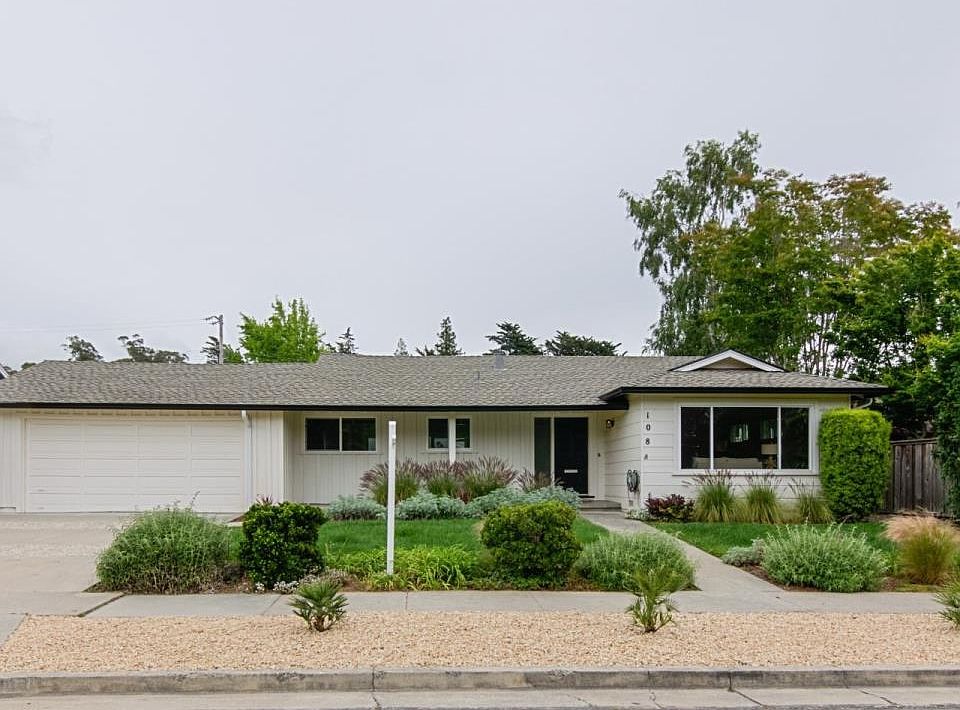 1st image of 108 Estates Dr