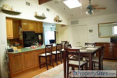 2nd image of 25727 Crest Rd