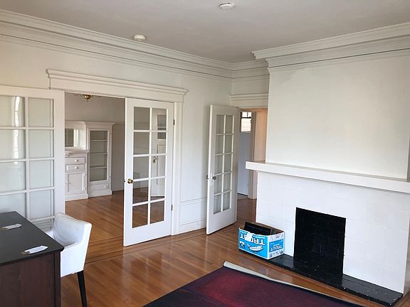 3rd image of 4801 California St APT 3