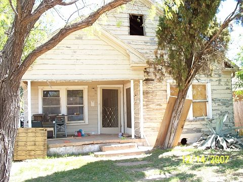 1st image of 607 Peach St