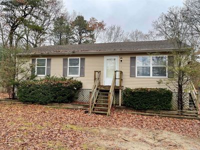 257 N Sunrise Service Road, Manorville, NY, 11949