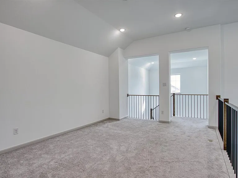 852 Deer Run Rd — Photo 7
