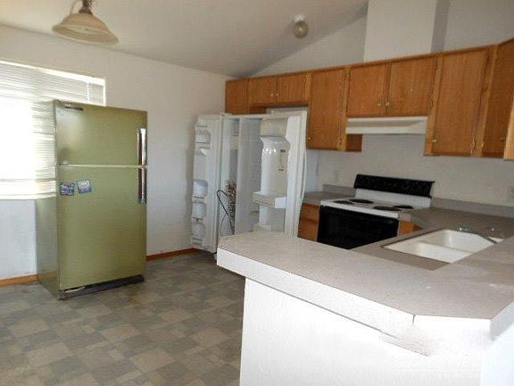 3rd image of 6192 SE Beretta Way