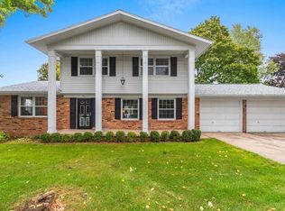 306 Colle St, Luxemburg, WI 54217