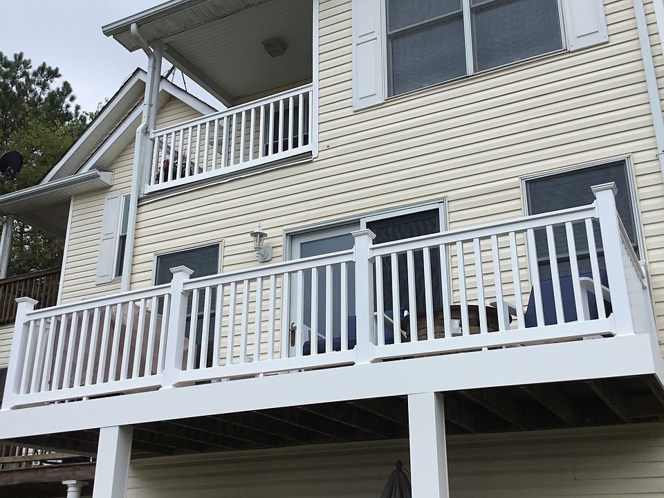 1st image of 39979 Mary Helen Way