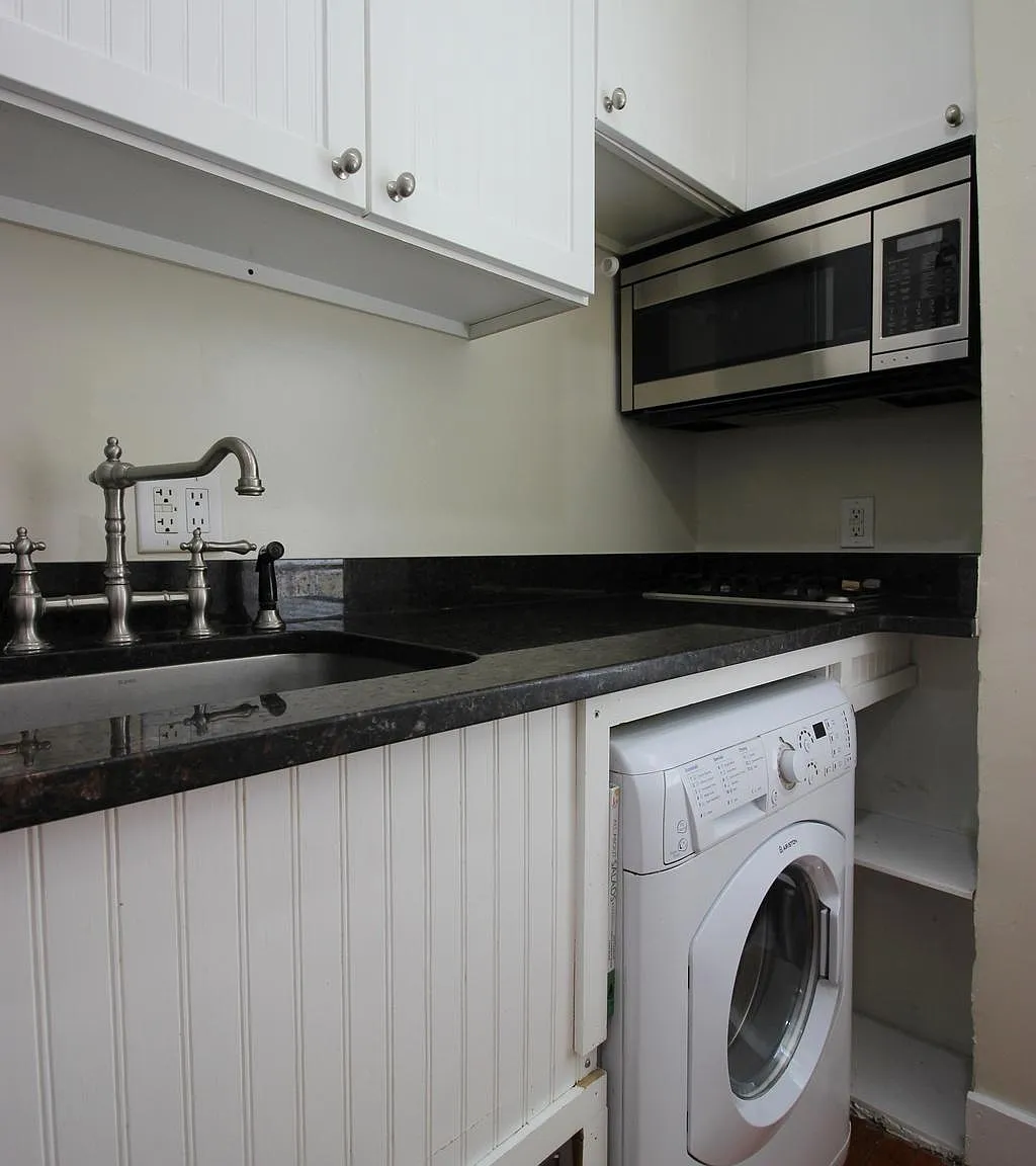 1 bed, 387 sqft, $2,700 — Photo 4