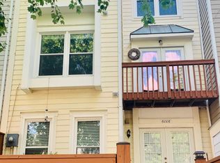 6006 Rabbit Hill Ct, Centreville, VA 20121