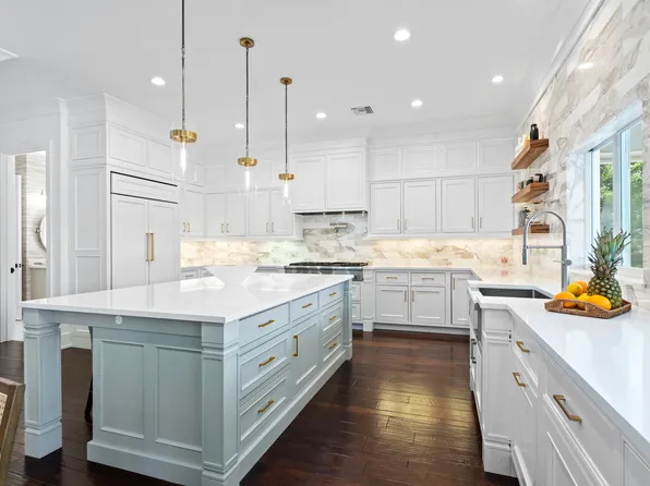 225 Riverway Drive, Vero Beach, FL 32963