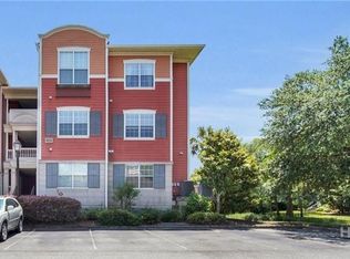 2017 Whitemarsh Way, Savannah, GA 31410