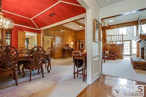 4th image of 1220 Grassmere Dr