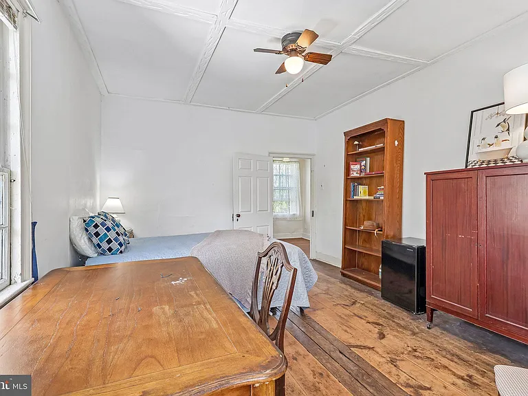 2167 Brunswick Ave — Photo 28