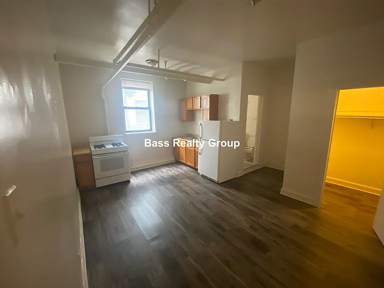 5124 S Blackstone Ave #L2 — Photo 9