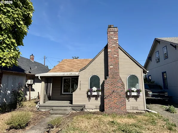 1325 SE Pine St, Roseburg, OR 97470