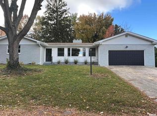 3 Top Hill Ln, Leland Grove, IL 62704