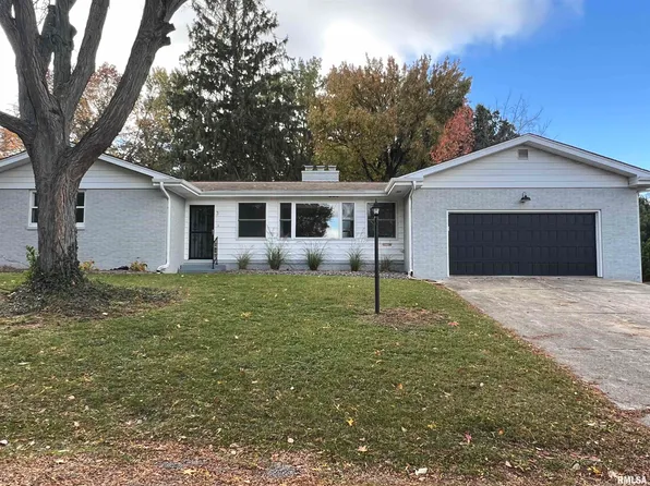 3 Top Hill Ln, Leland Grove, IL 62704